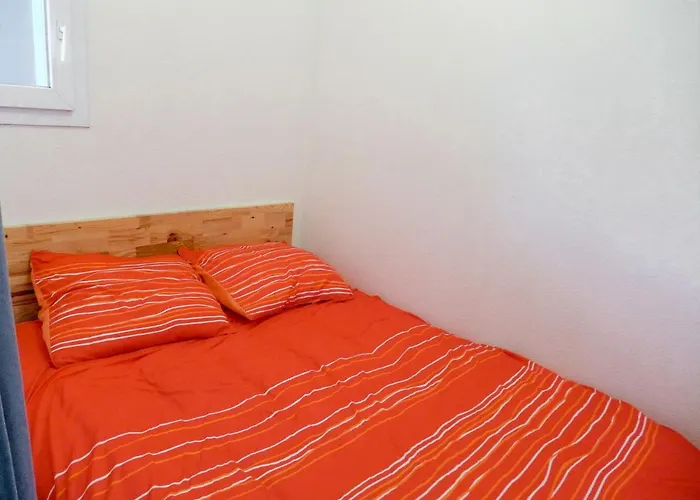 Apartamento Les Flamants Roses-8 By Interhome