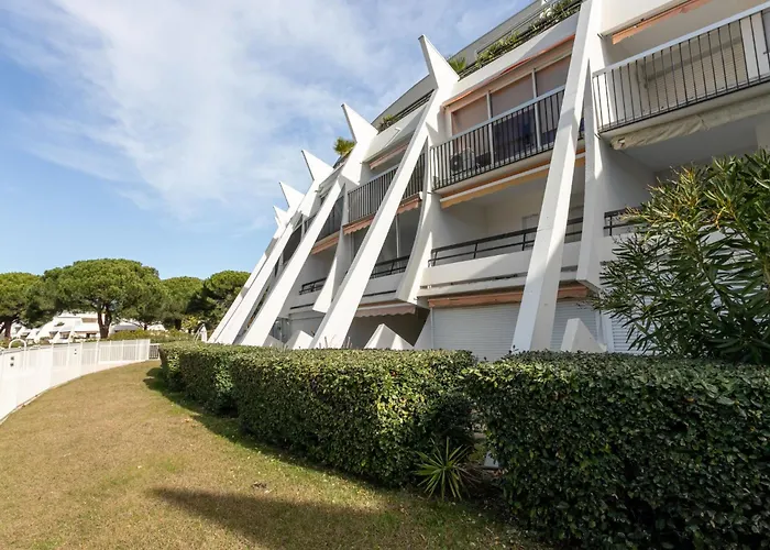 Les Flamants Roses-8 By Interhome Apartamento